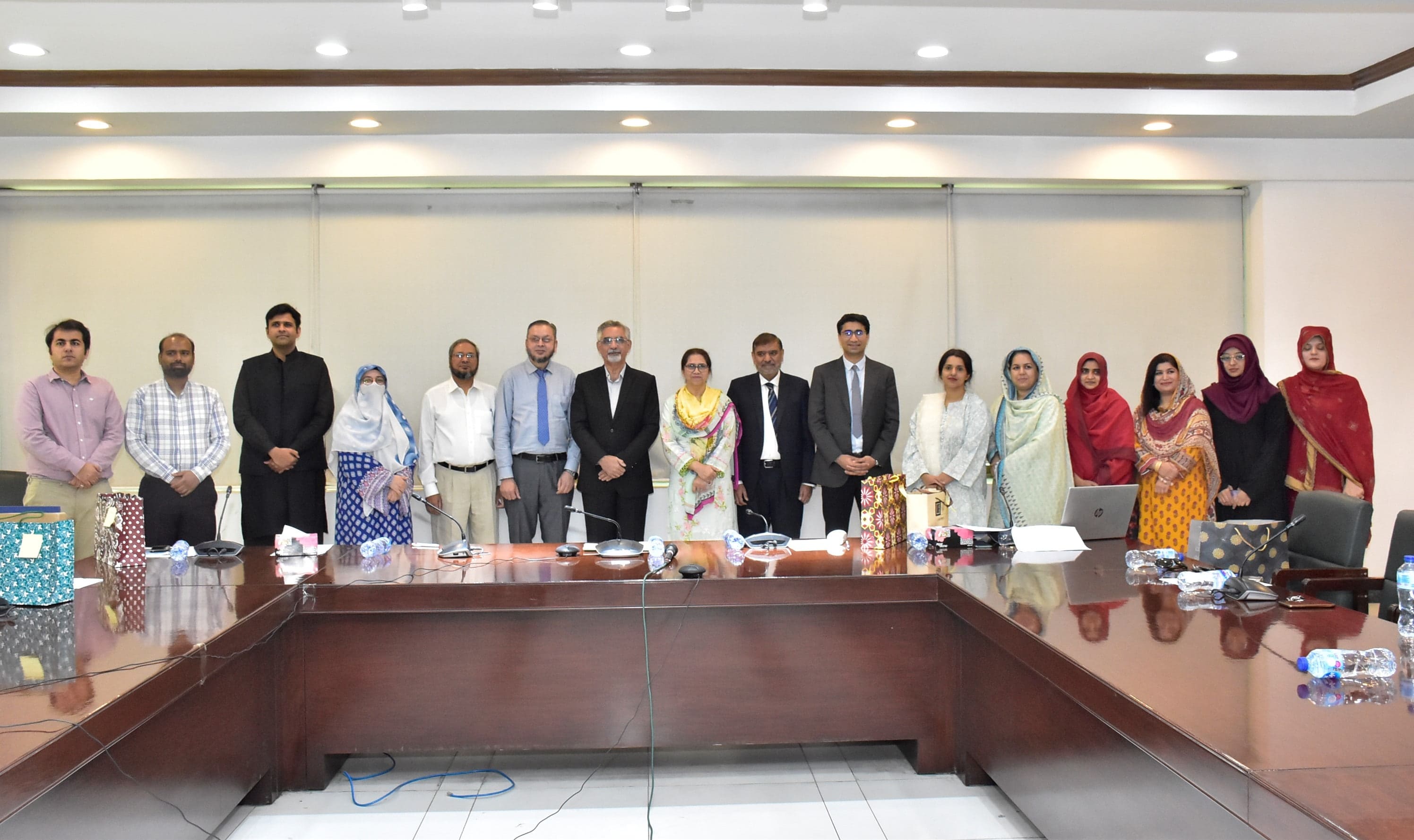 Pakistani Higher Education Institutes (HEIs) sign partnership agreements with UNESCO’s Centre for the futures of higher education at the IIOE National Centre, UET Lahore
